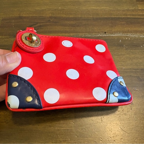 Marc by Marc Jacobs Vintage Polk A Dot Patent Leather Zip Pouch Turn Lock Red - Picture 4 of 7